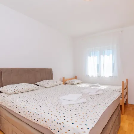 Apartmán Sara *
